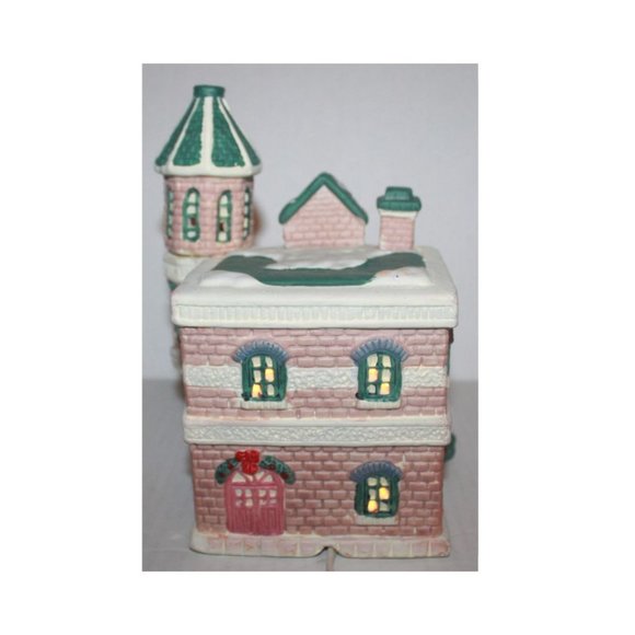 Vintage Porcelain Electric Lighted Christmas Village House - Picture 6 of 7